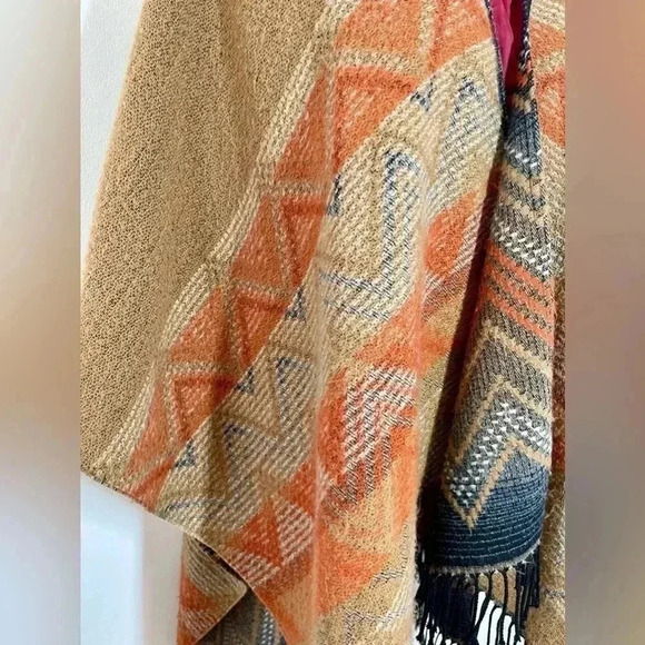 Vintage | Knit Wool/Cashmere Poncho Wrap | Navy / Stone / Orange | Tassels - Picture 4 of 4